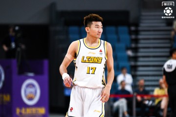 Kaiyun开云中国官网-广厦官方：孙铭徽将在今晚对阵山西的比赛中复出；已伤缺94天